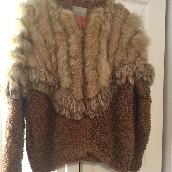 Designer Luxury wool handcrafted fur jacket - Picture 5 of 15